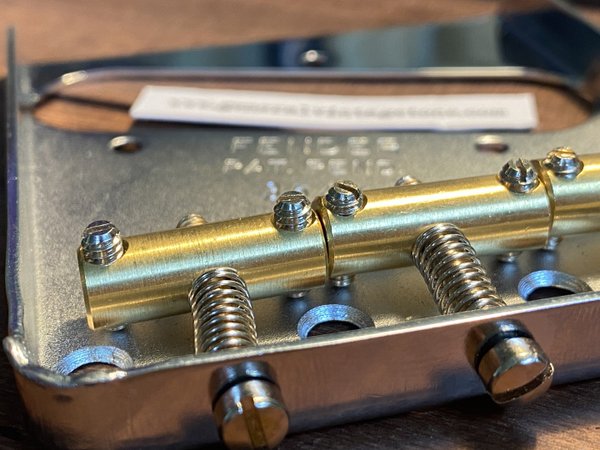 Fender  Telecaster 1950 's to 1954 Blackguard  Serial Bridge Plate GVT Soft brass saddles