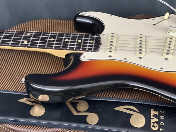 GVT  Double Cut  1962 Model 3 Tone Master of aging Series