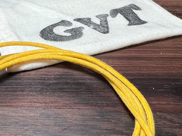 22 AWG Cloth 7-Strd Vint. Hook-Up wire Color Yellow  One meter